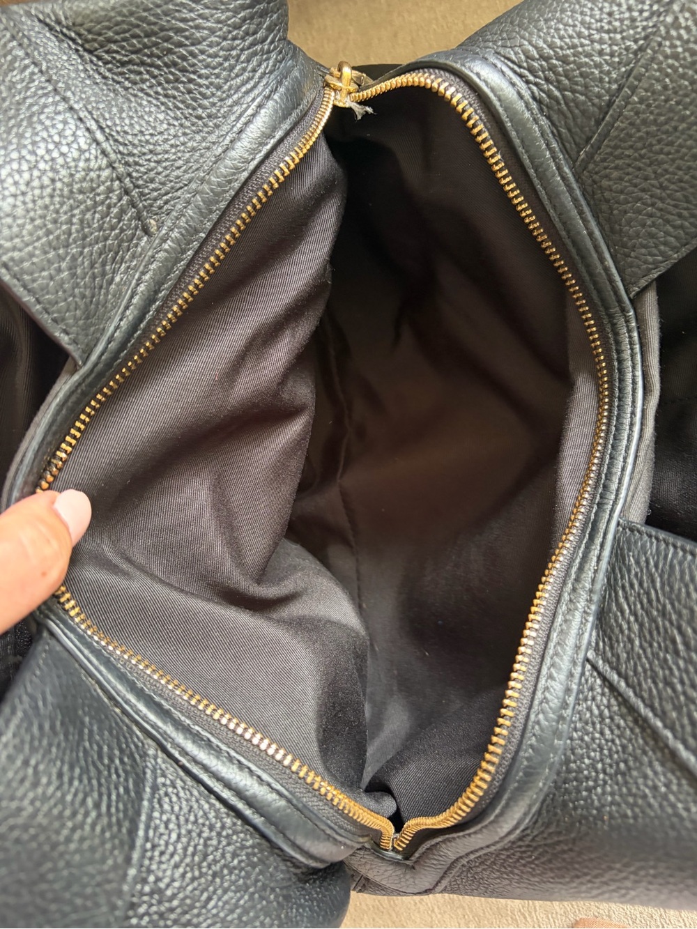 Coach Lexy Black Leather Shoulder Bag with Gold Hardware - Picture 16 of 16